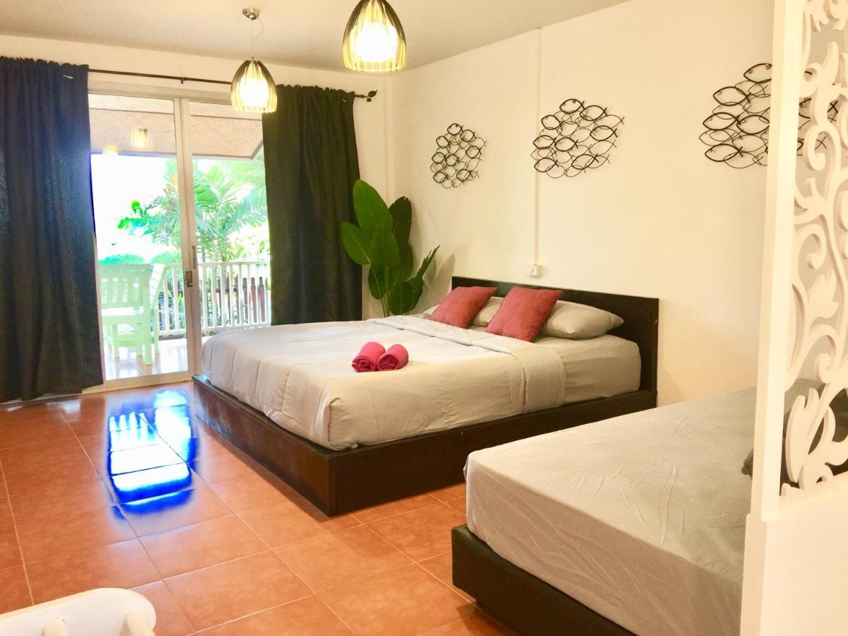 Insook Ko Larn Resort Exterior photo